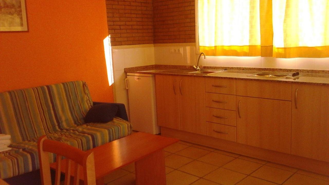 Apartamentos Famara Lloret de Mar Exterior photo