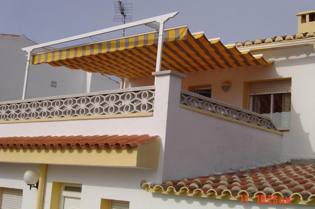 Apartamentos Famara Lloret de Mar Room photo