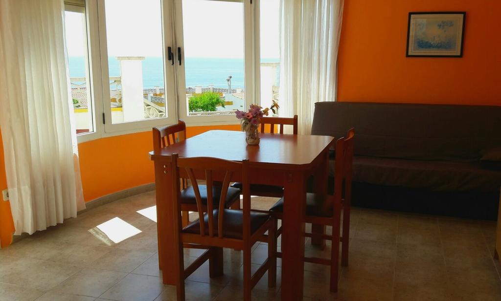 Apartamentos Famara Lloret de Mar Exterior photo
